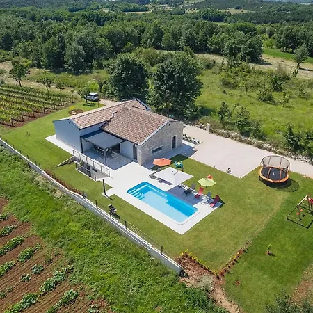 Levak Vakantiehuis Skropeti