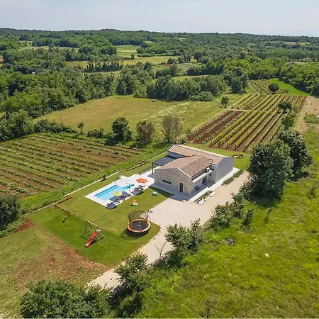 Levak Holiday home *