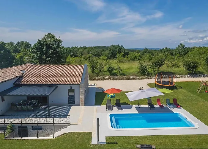 Levak 펜션 Skropeti